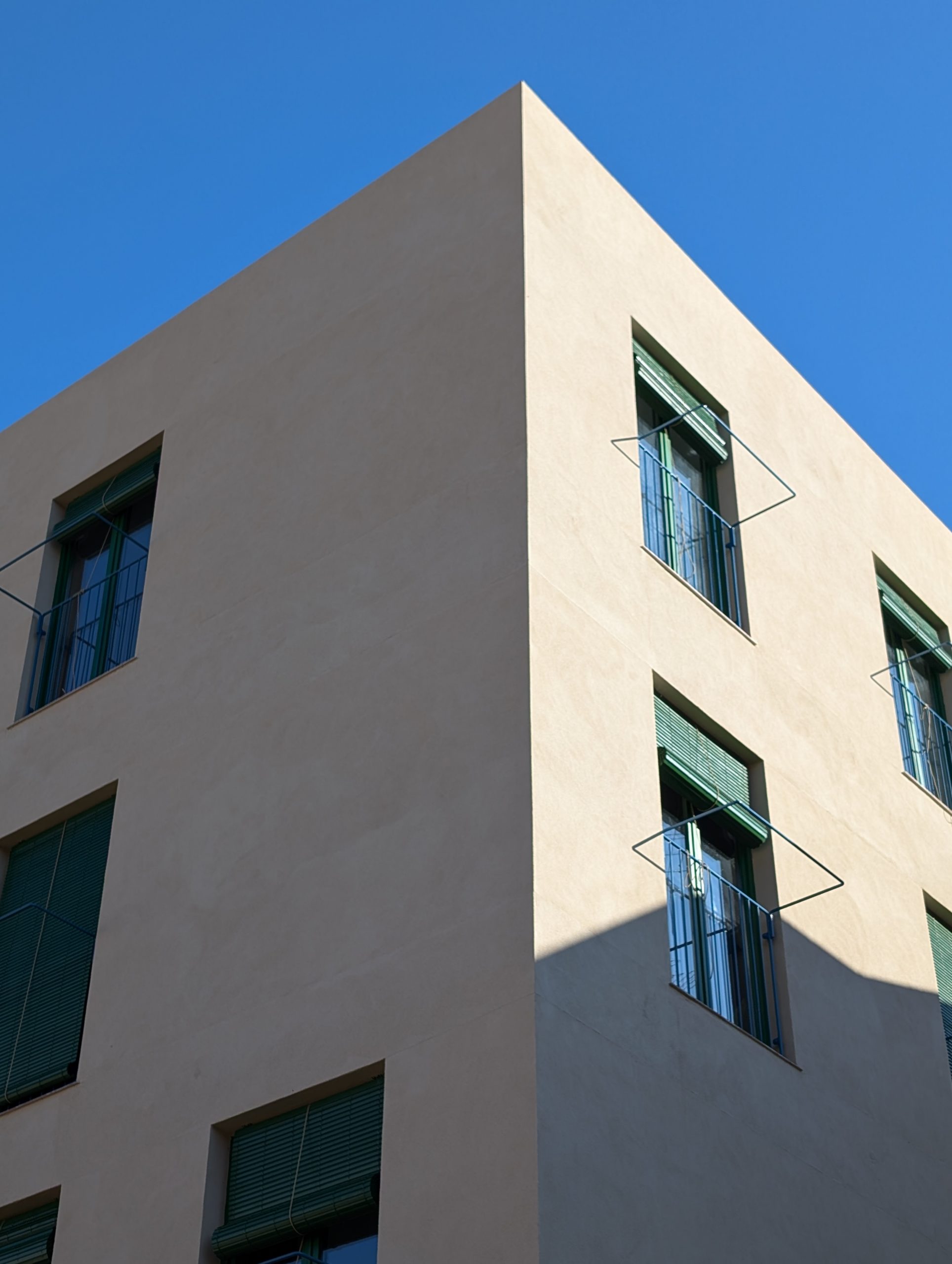 Cooperative Architecture and Mediterranean Sustainability: The Transformative Vision of Studio Lacol